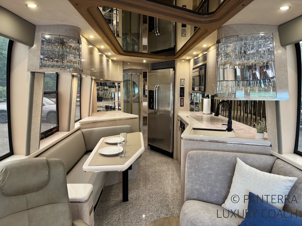 1998 Prevost Marathon XL For Sale