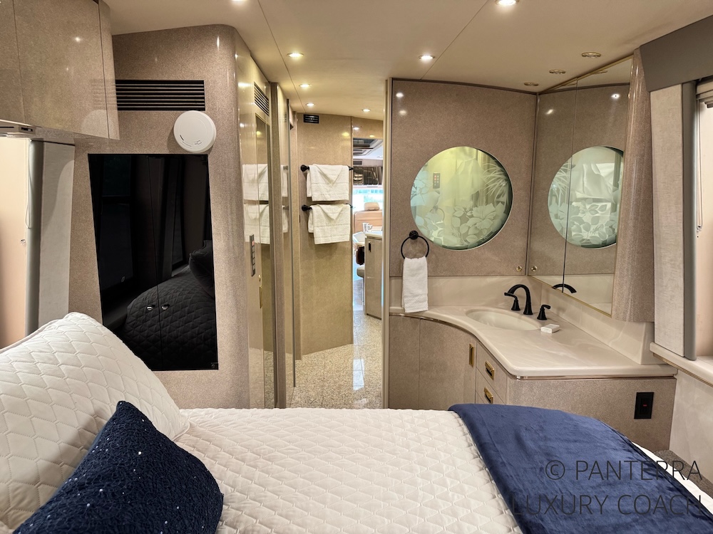 1998 Prevost Marathon XL For Sale