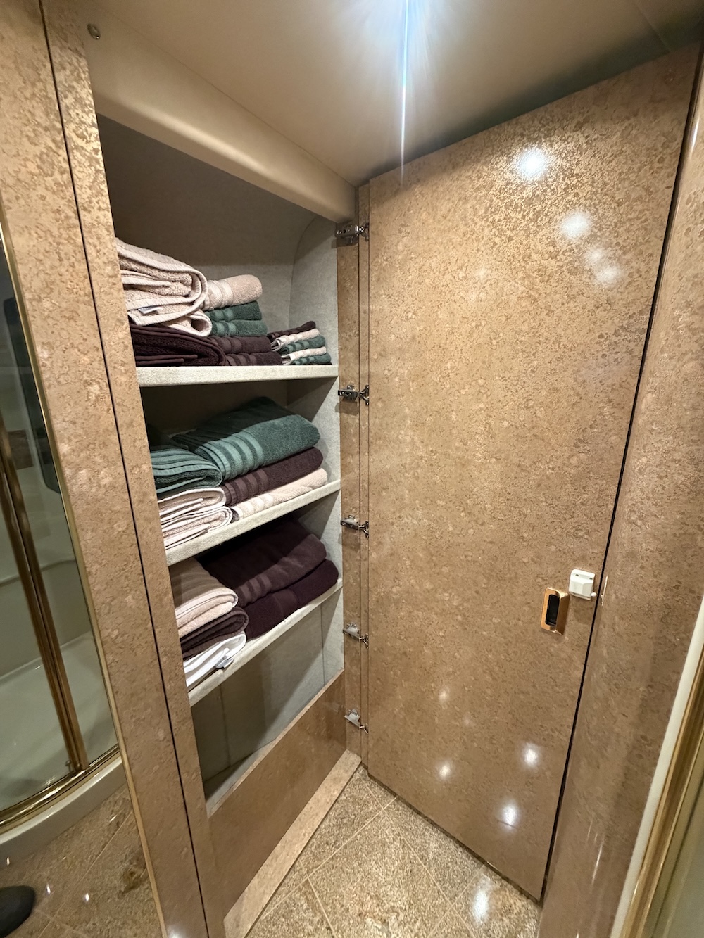 1998 Prevost Marathon XL For Sale