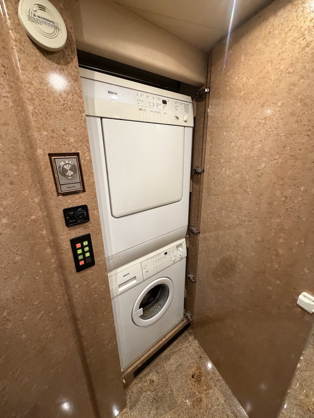 1998 Prevost Marathon XL For Sale