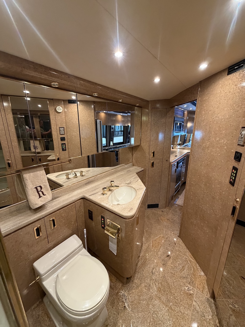 1998 Prevost Marathon XL For Sale