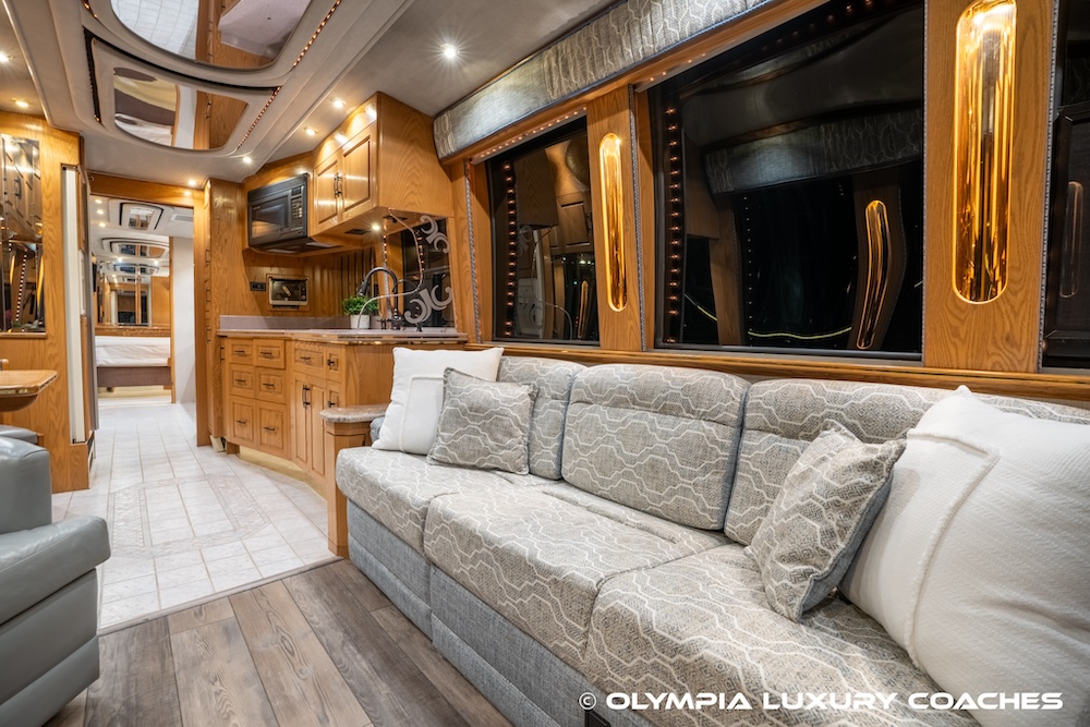 1998 Prevost Royale XL For Sale