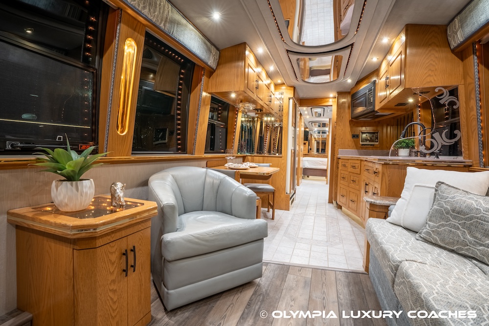 1998 Prevost Royale XL For Sale