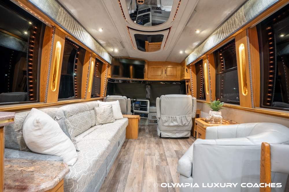 1998 Prevost Royale XL For Sale