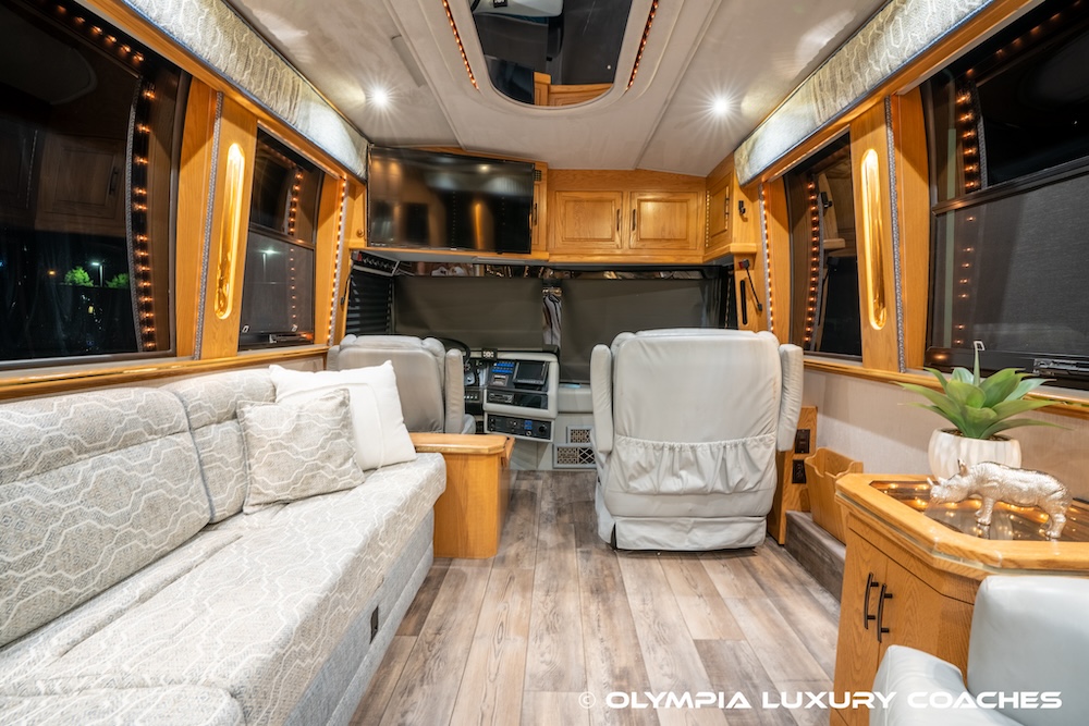 1998 Prevost Royale XL For Sale