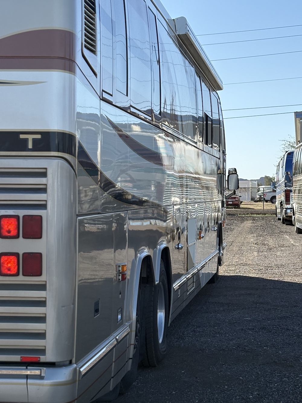 1999 Prevost Featherlite  H3-45 For Sale