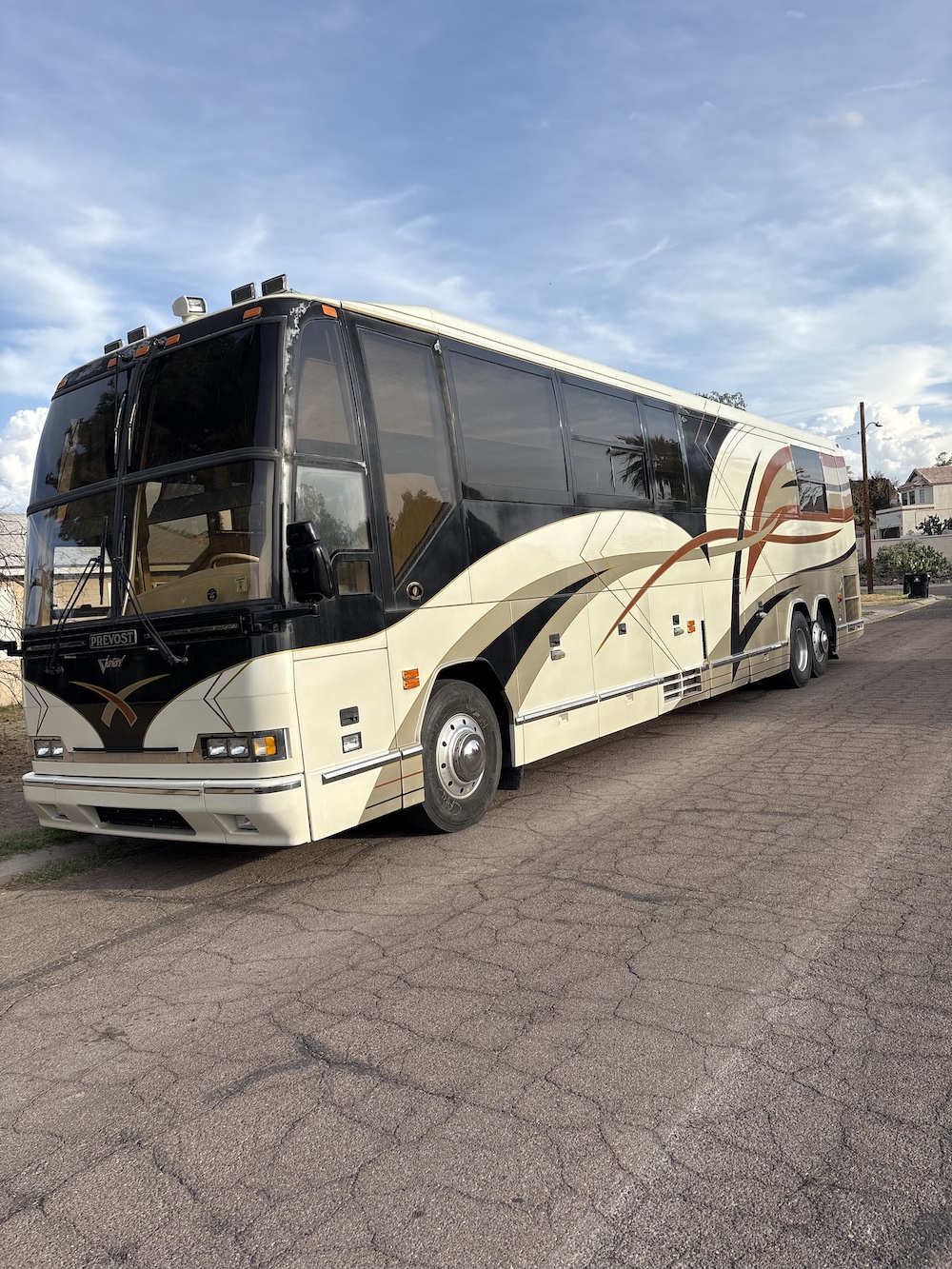 1999 Prevost Featherlite  H3-45 For Sale
