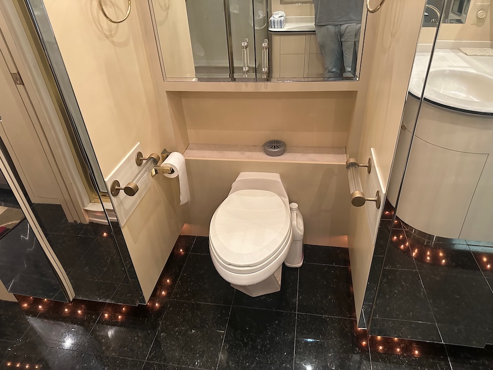 1998 Prevost FeatherliteXL For Sale