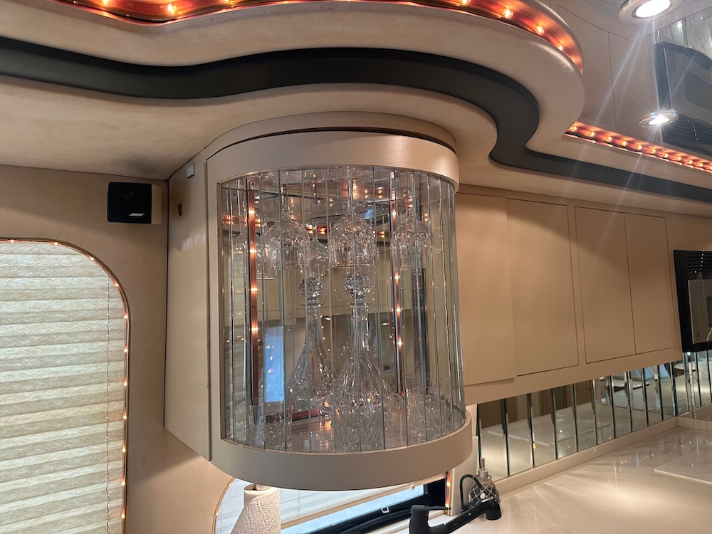 1998 Prevost FeatherliteXL For Sale