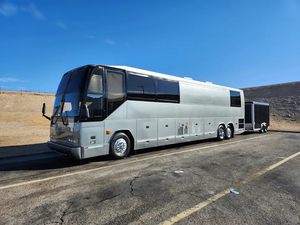 1999 Prevost  H3-45 For Sale