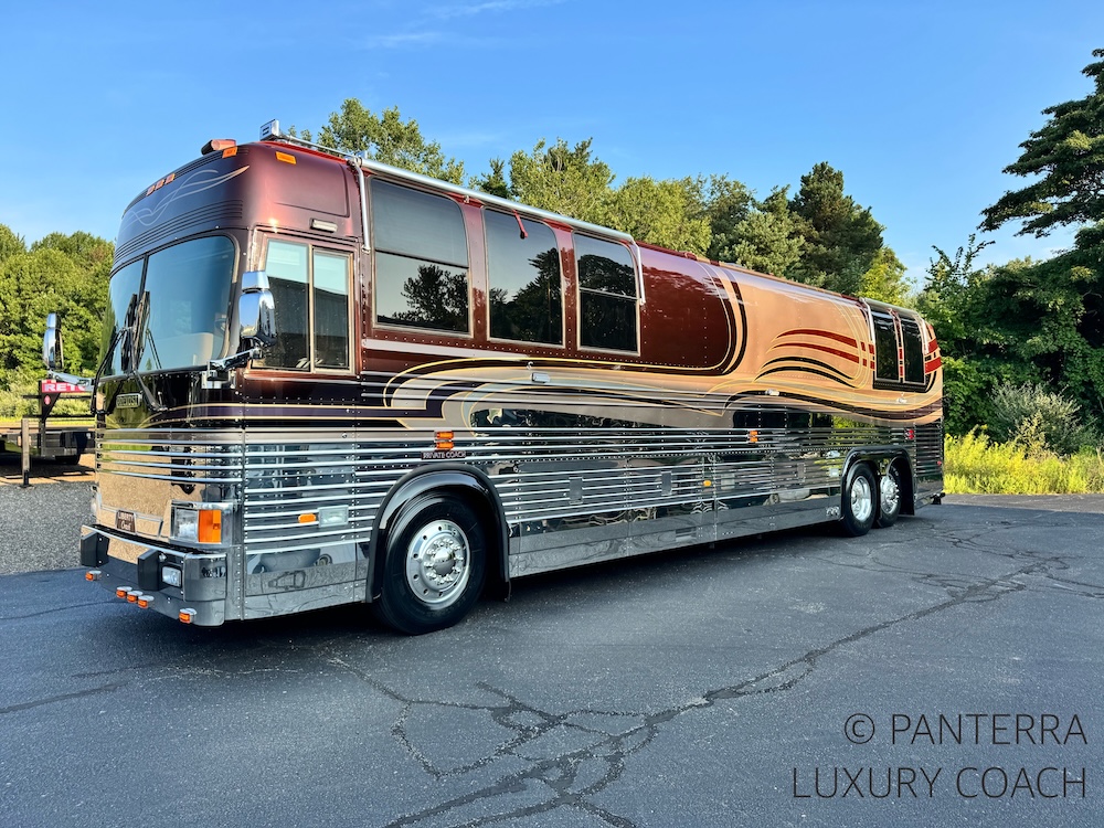 1999 Prevost Liberty XL For Sale