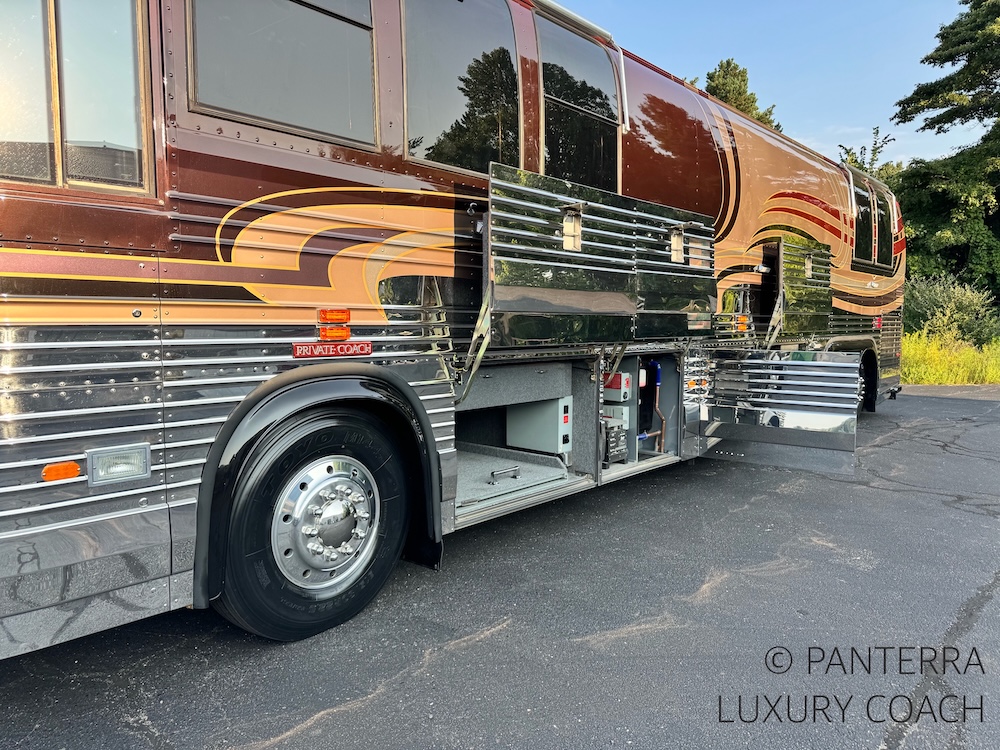 1999 Prevost Liberty XL For Sale