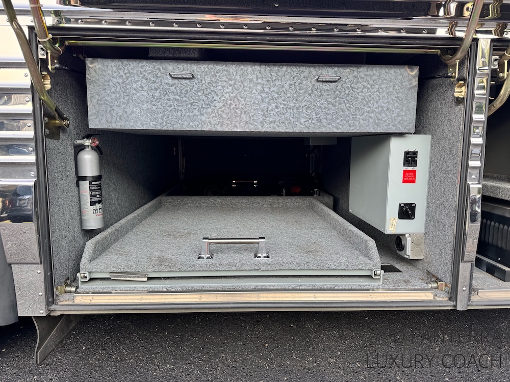 1999 Prevost Liberty XL For Sale