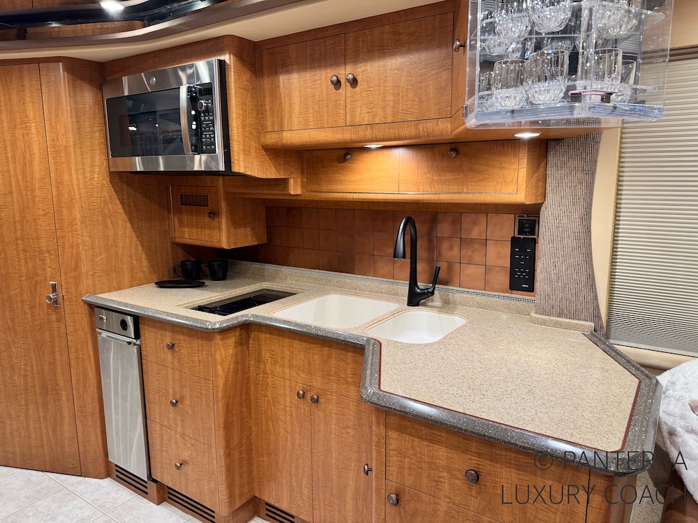 1999 Prevost Liberty XL For Sale