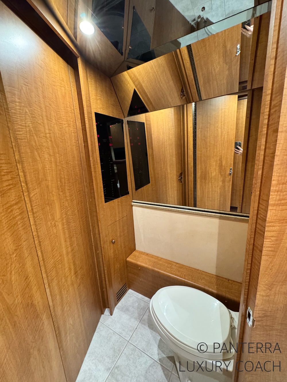 1999 Prevost Liberty XL For Sale