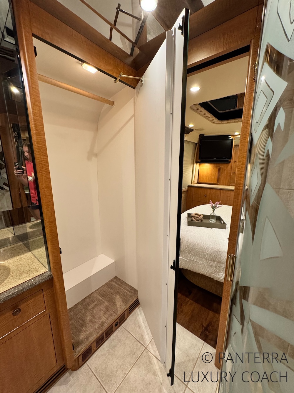 1999 Prevost Liberty XL For Sale