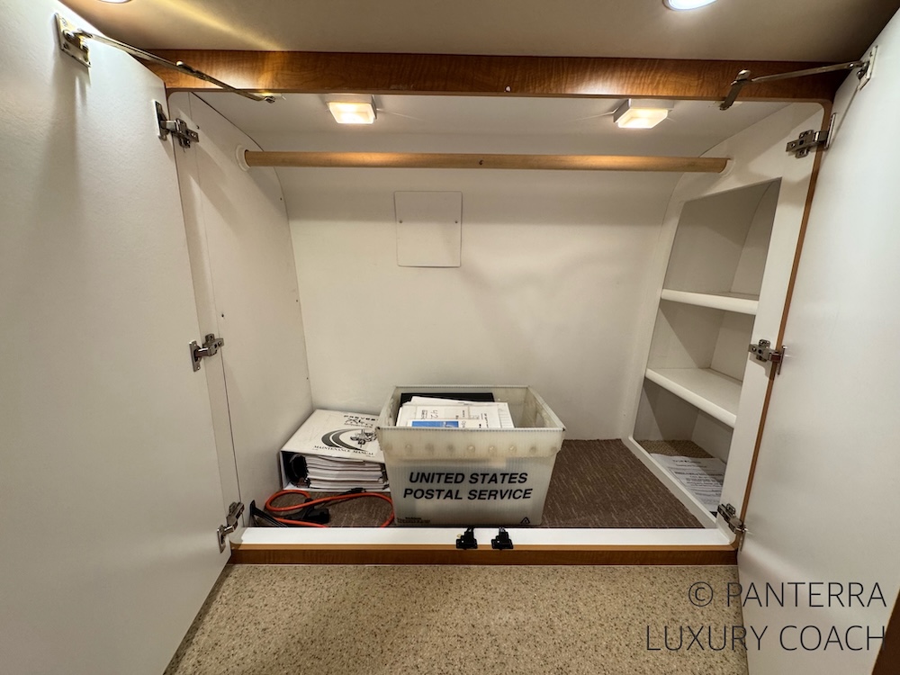 1999 Prevost Liberty XL For Sale