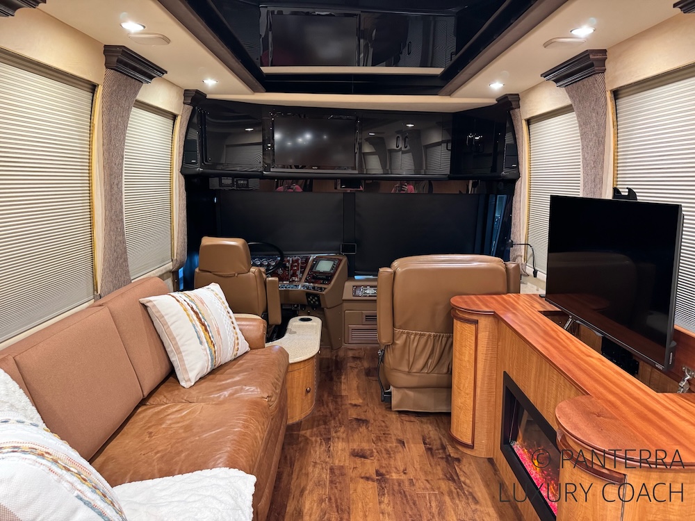 1999 Prevost Liberty XL For Sale