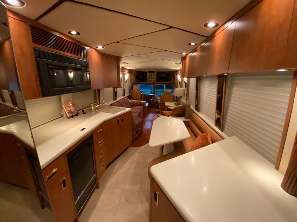 1999 Prevost Marathon XL For Sale