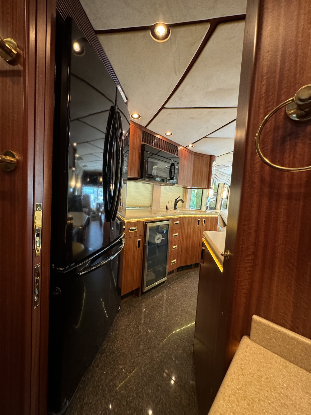 1999 Prevost Marathon XL For Sale