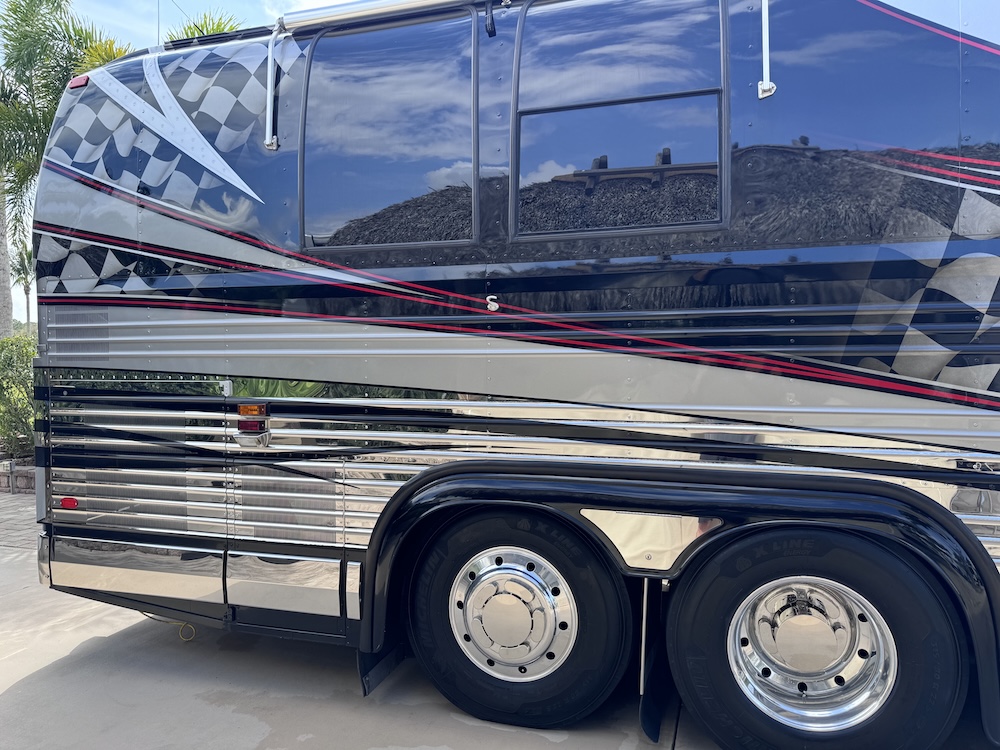 1999 Prevost Marathon XL For Sale