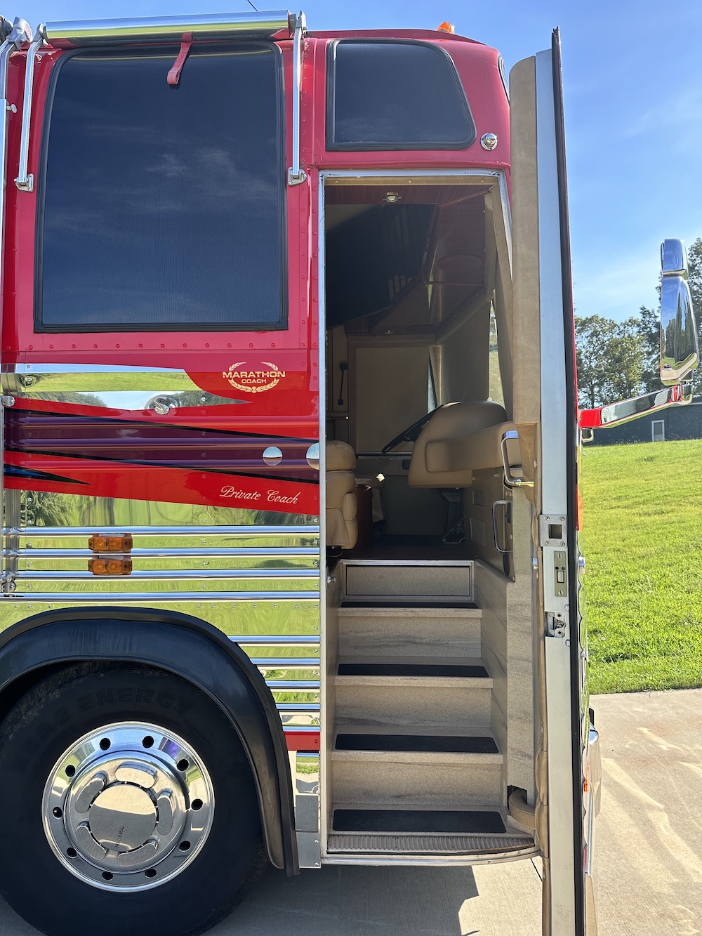 1999 Prevost Marathon XL For Sale