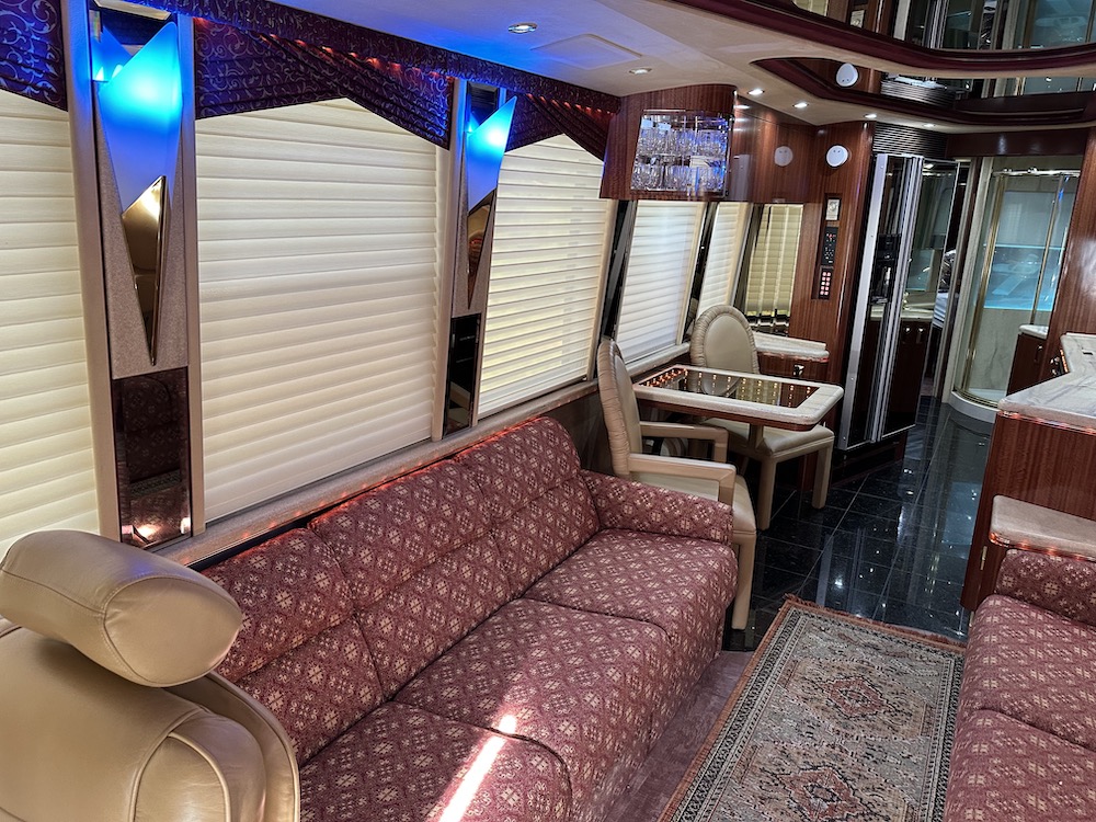 1999 Prevost Marathon XL For Sale