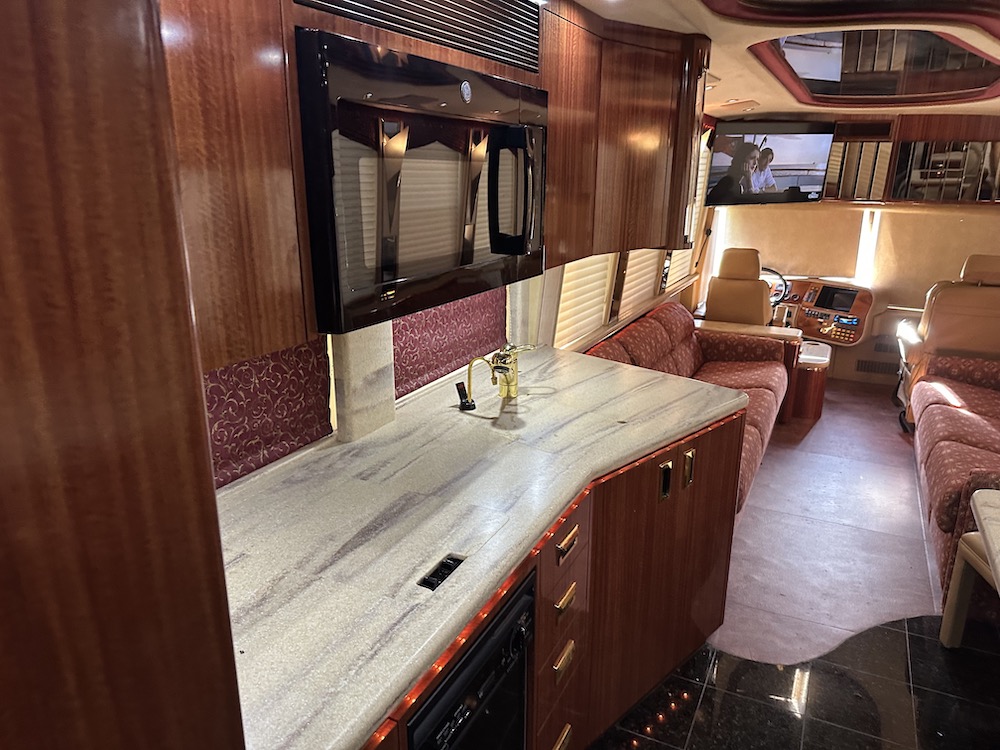 1999 Prevost Marathon XL For Sale