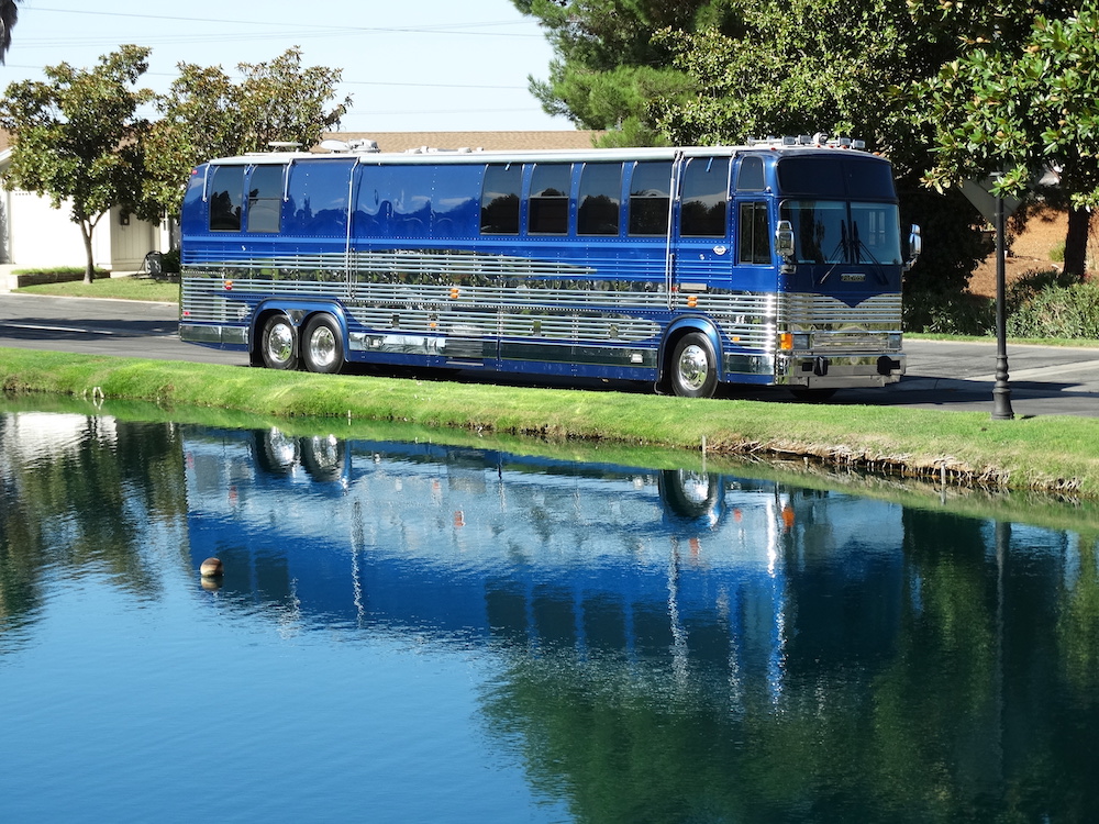 1999 Prevost Marathon XL For Sale