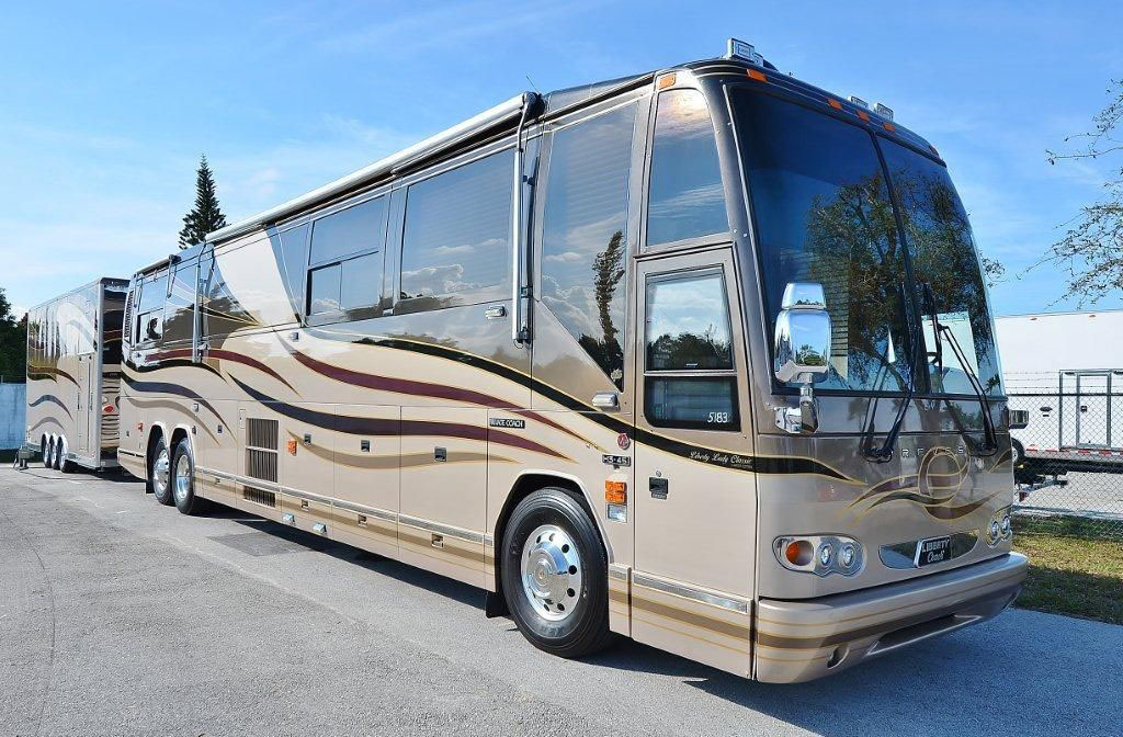 Bus40. Prevost Liberty coach. 