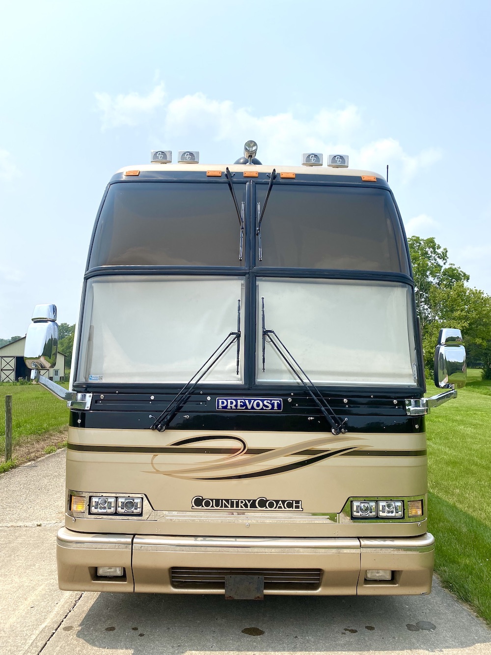 2000 Prevost Country Coach  H3-45 For Sale