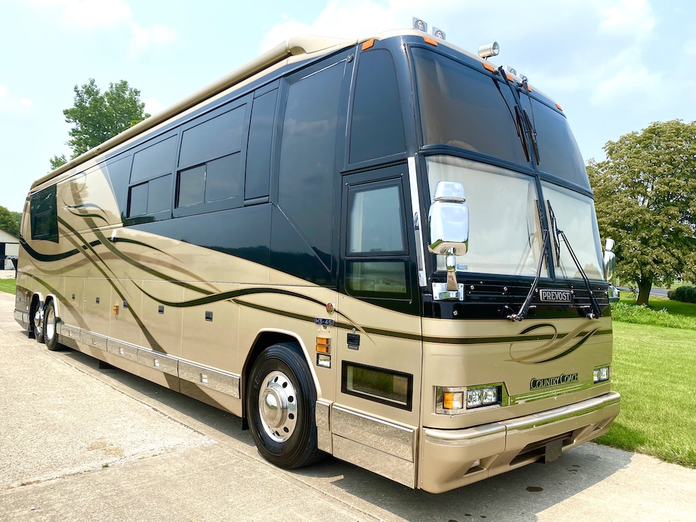 2000 Prevost Country Coach  H3-45 For Sale