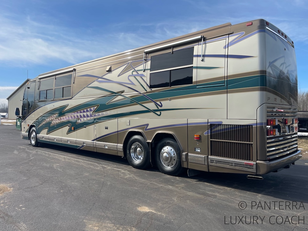 2000 Prevost Country Coach H3-45 For Sale