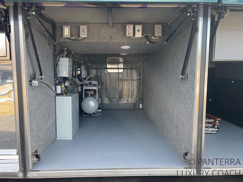 2000 Prevost Country Coach H3-45 For Sale