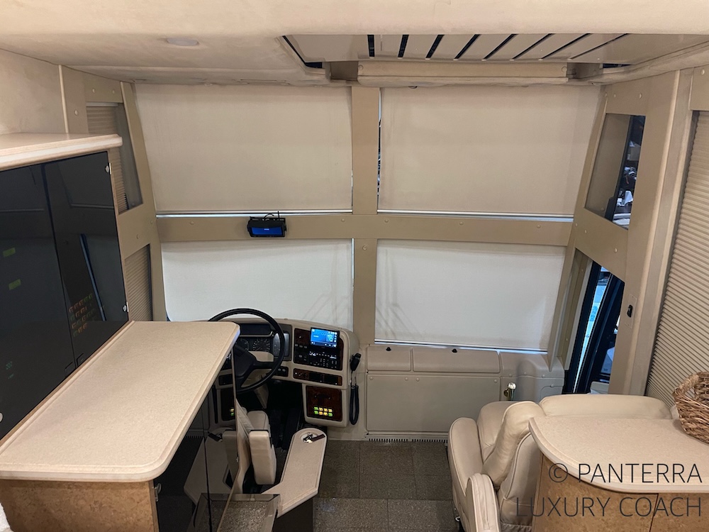 2000 Prevost Country Coach H3-45 For Sale