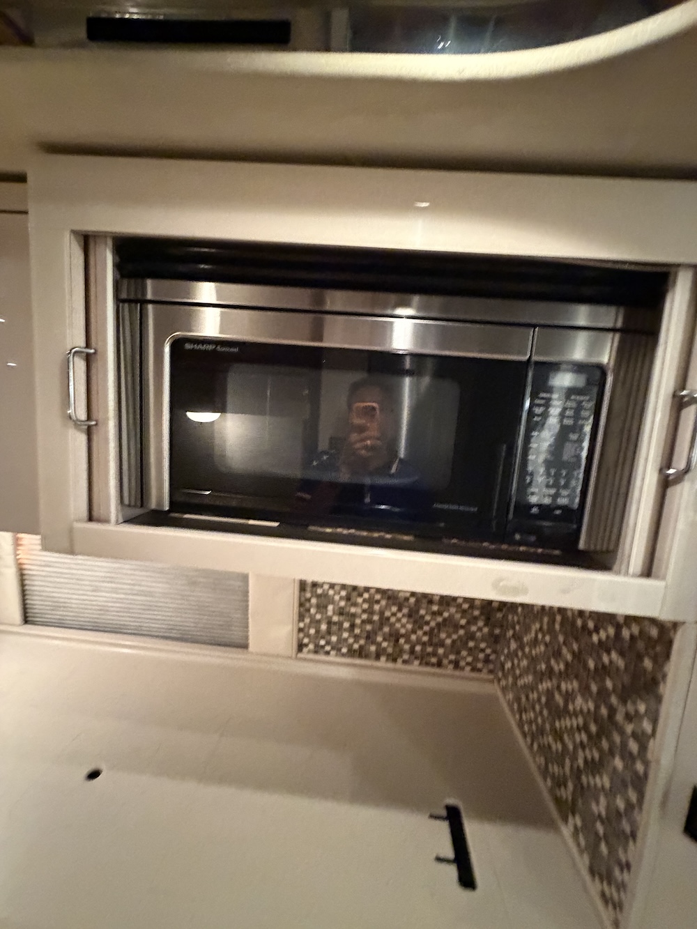 2000 Prevost Featherlite H3-45 For Sale
