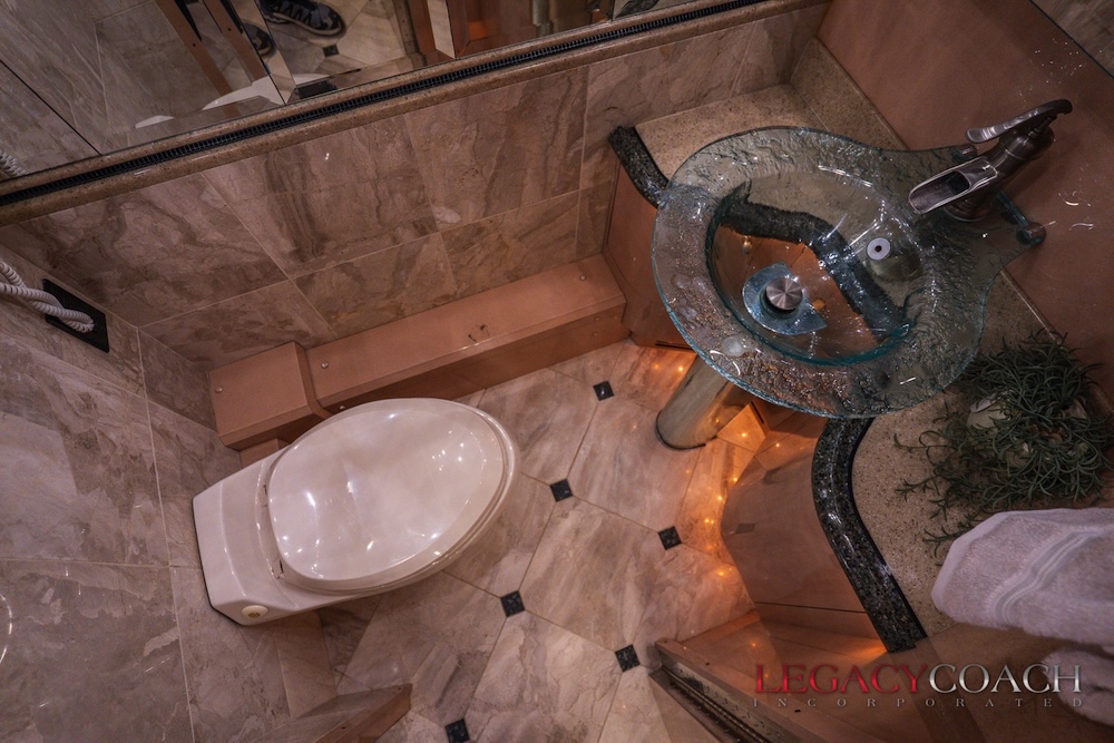 2000 Prevost Liberty XL For Sale