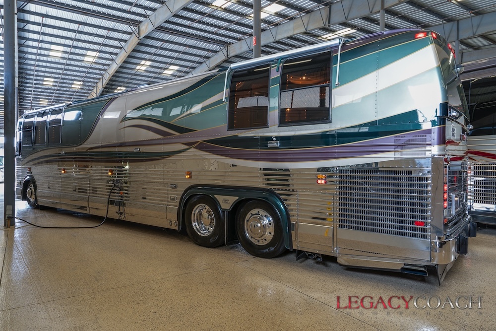 2000 Prevost Liberty XL For Sale