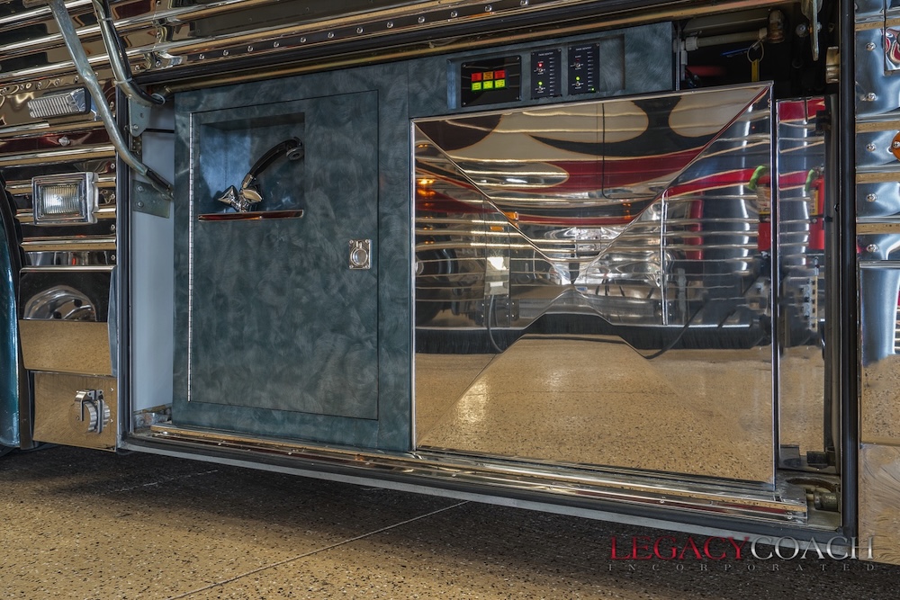 2000 Prevost Liberty XL For Sale