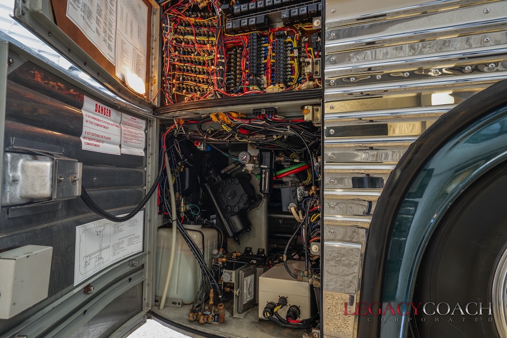 2000 Prevost Liberty XL For Sale