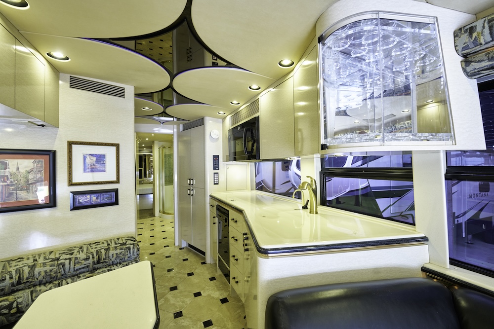 2000 Prevost Marathon H3-45 For Sale