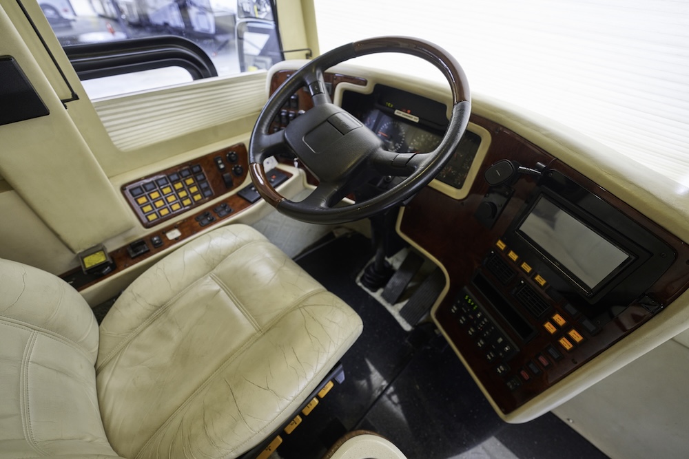 2000 Prevost Marathon H3-45 For Sale