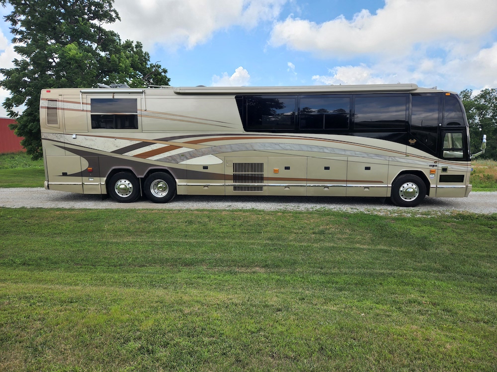 2000 Prevost Marathon H3-45 For Sale