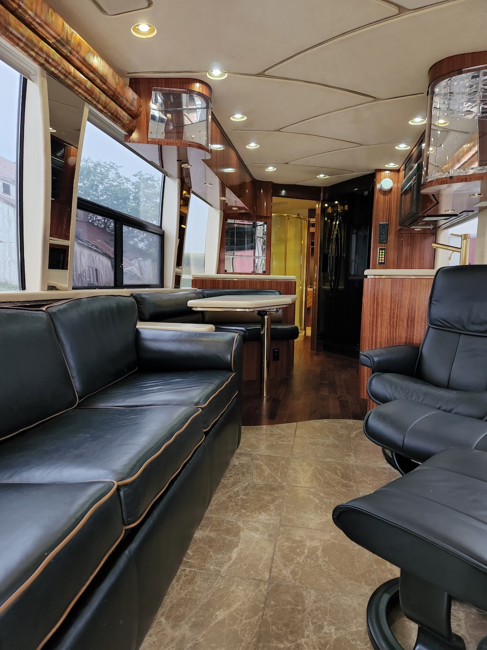 2000 Prevost Marathon H3-45 For Sale