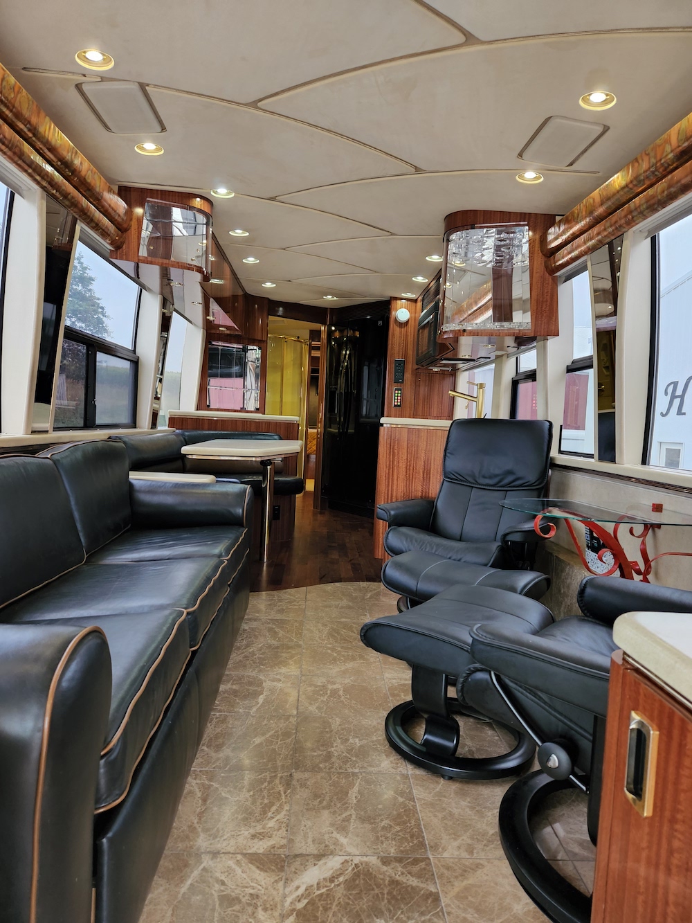 2000 Prevost Marathon H3-45 For Sale