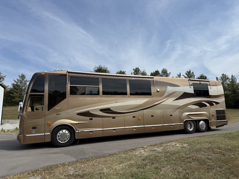 2000 Prevost Marathon H3-45 For Sale