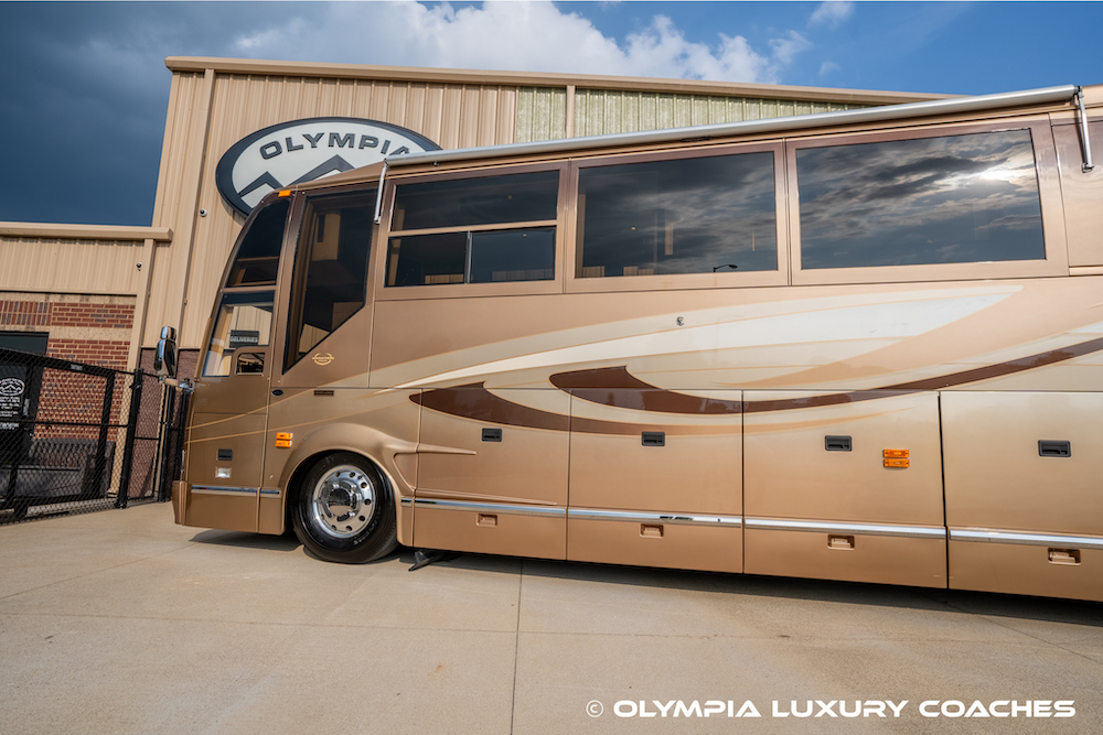 2000 Prevost Marathon H3-45 For Sale