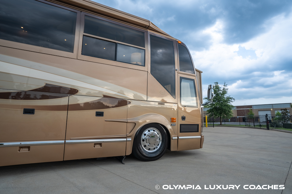 2000 Prevost Marathon H3-45 For Sale