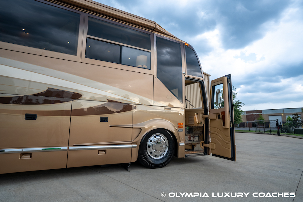 2000 Prevost Marathon H3-45 For Sale