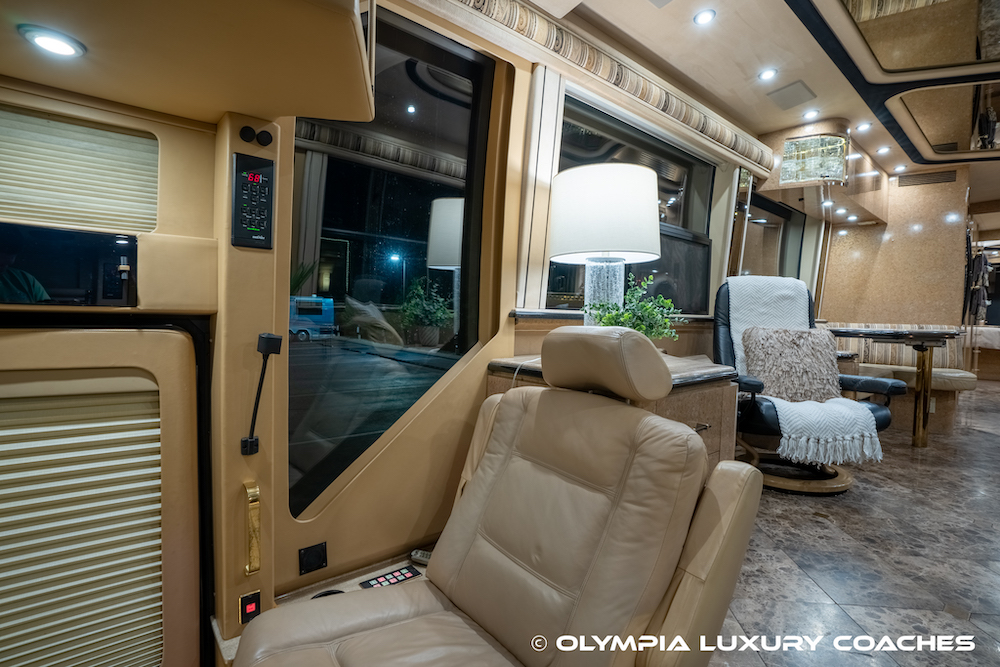 2000 Prevost Marathon H3-45 For Sale